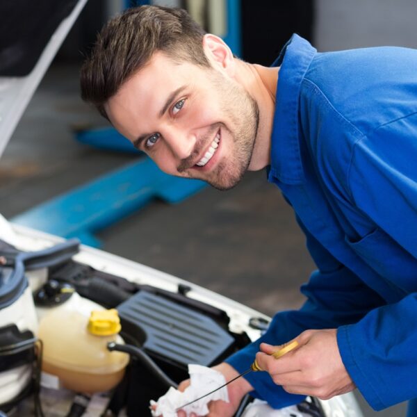 Motorschaden – Tout Savoir sur les Pannes Moteur, les Causes et les Solutions